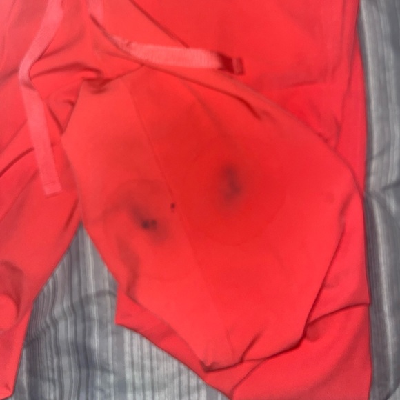 XS Hot Pink Sketchers scrubs - Picture 3 of 3